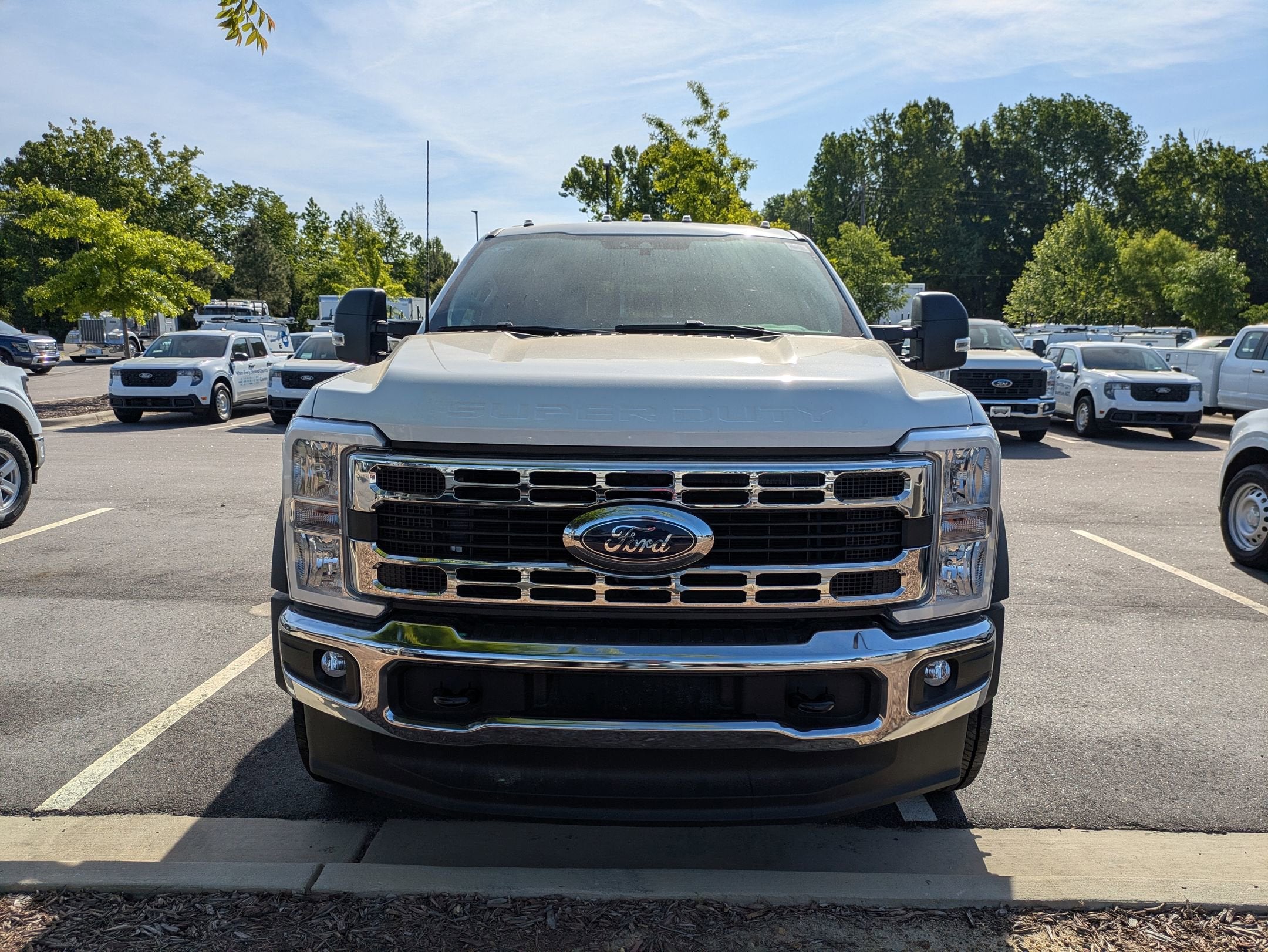 2026 Ford Super Duty F-550 DRW XL