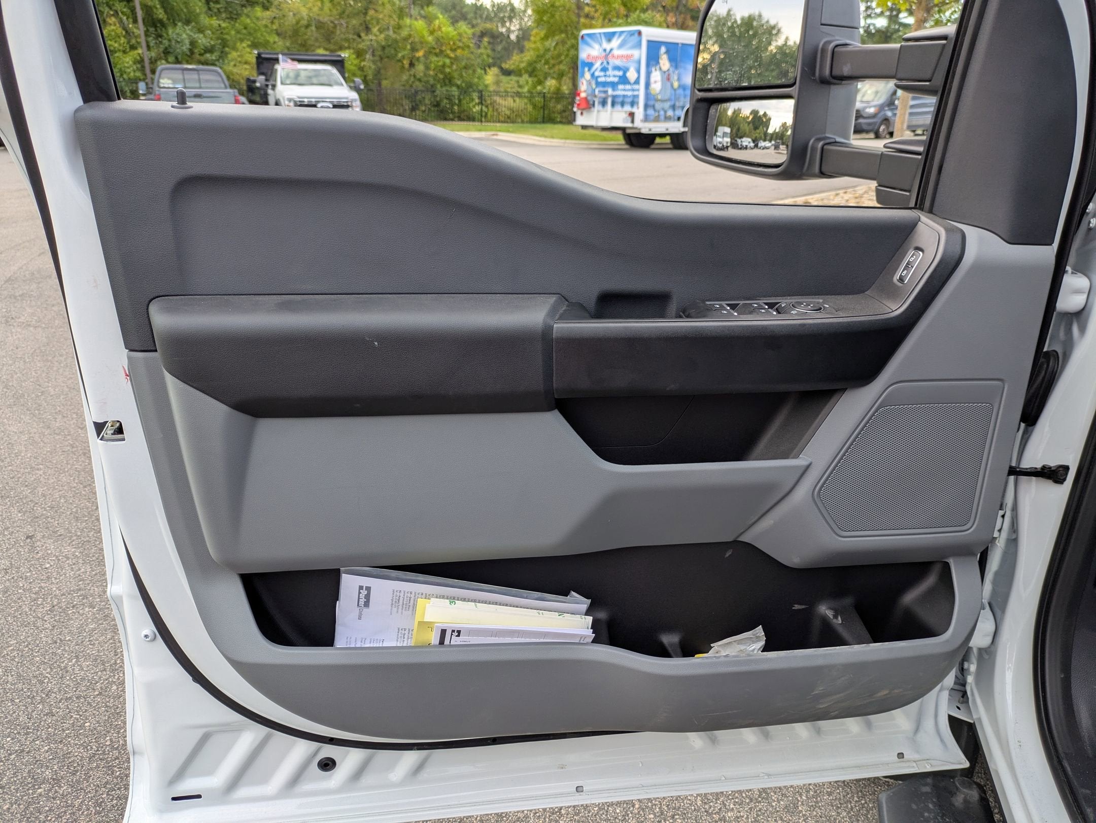 2025 Ford Super Duty F-550 DRW XL