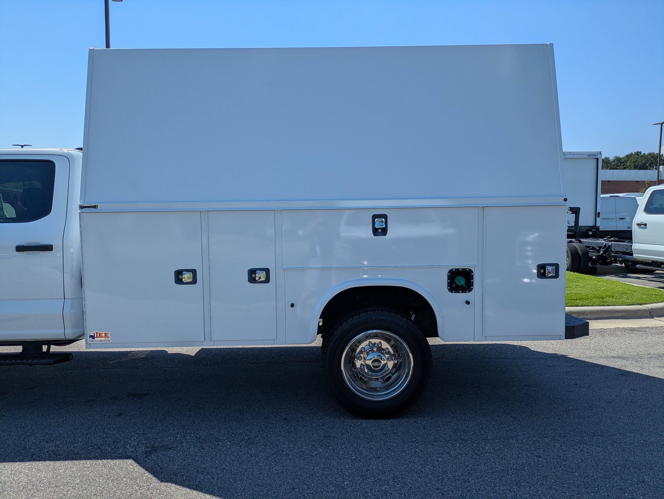 2026 Ford Super Duty F-550 DRW XL