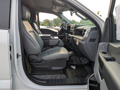 2026 Ford Super Duty F-550 DRW XL
