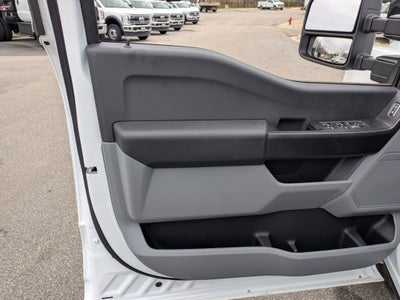 2025 Ford Super Duty F-350 SRW XL