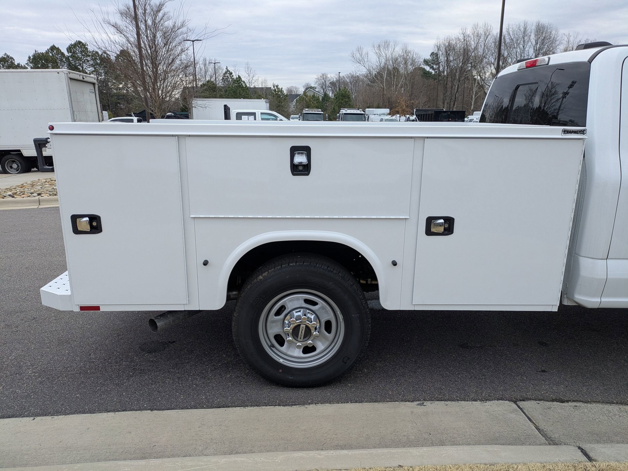 2025 Ford Super Duty F-350 SRW XL