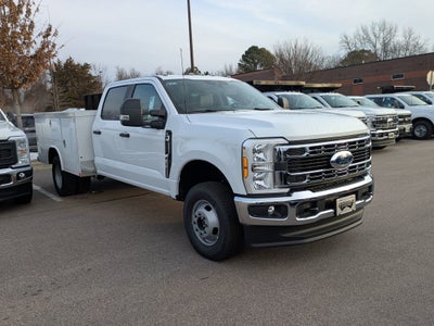 2026 Ford Super Duty F-350 DRW XL