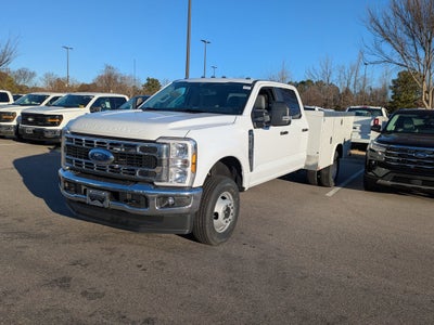 2026 Ford Super Duty F-350 DRW XL