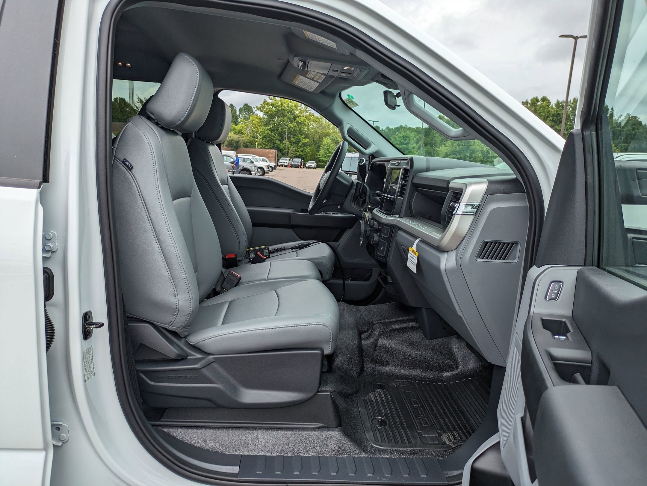 2025 Ford Super Duty F-350 DRW XL