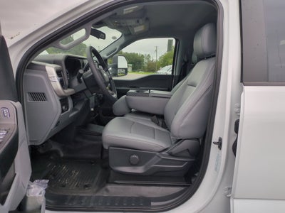 2026 Ford Super Duty F-350 DRW XL