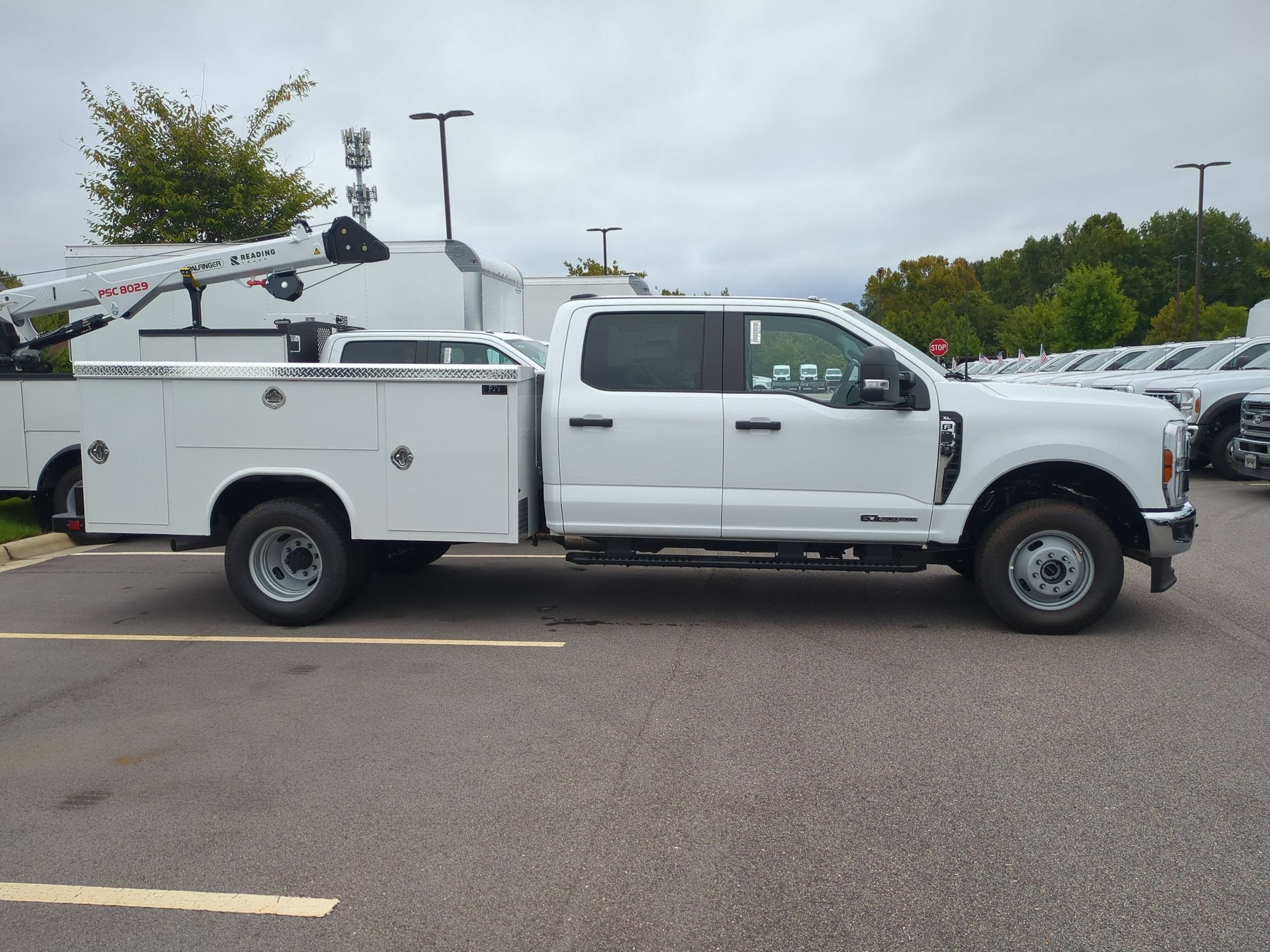 2026 Ford Super Duty F-350 DRW XL