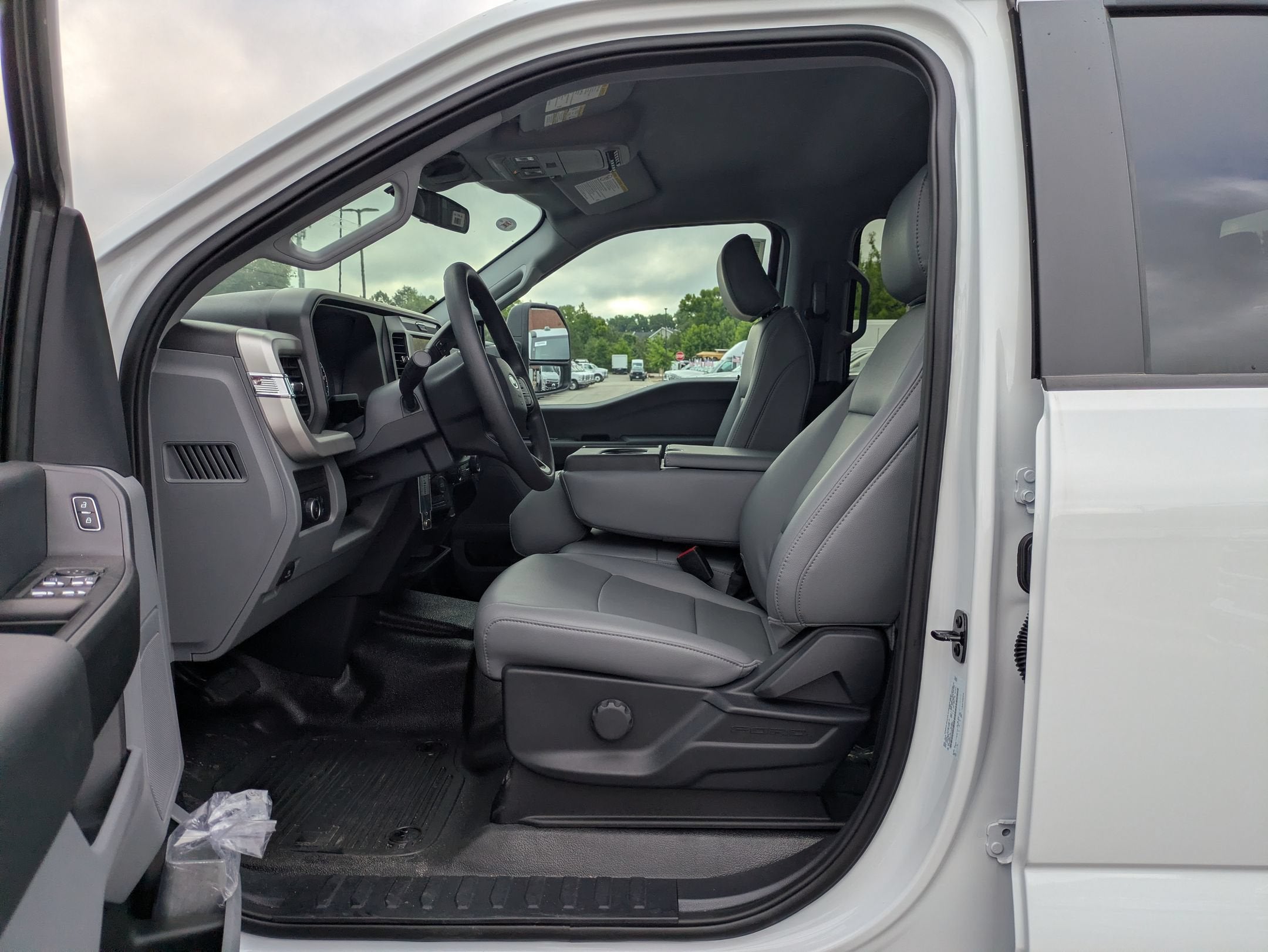 2026 Ford Super Duty F-450 DRW XL