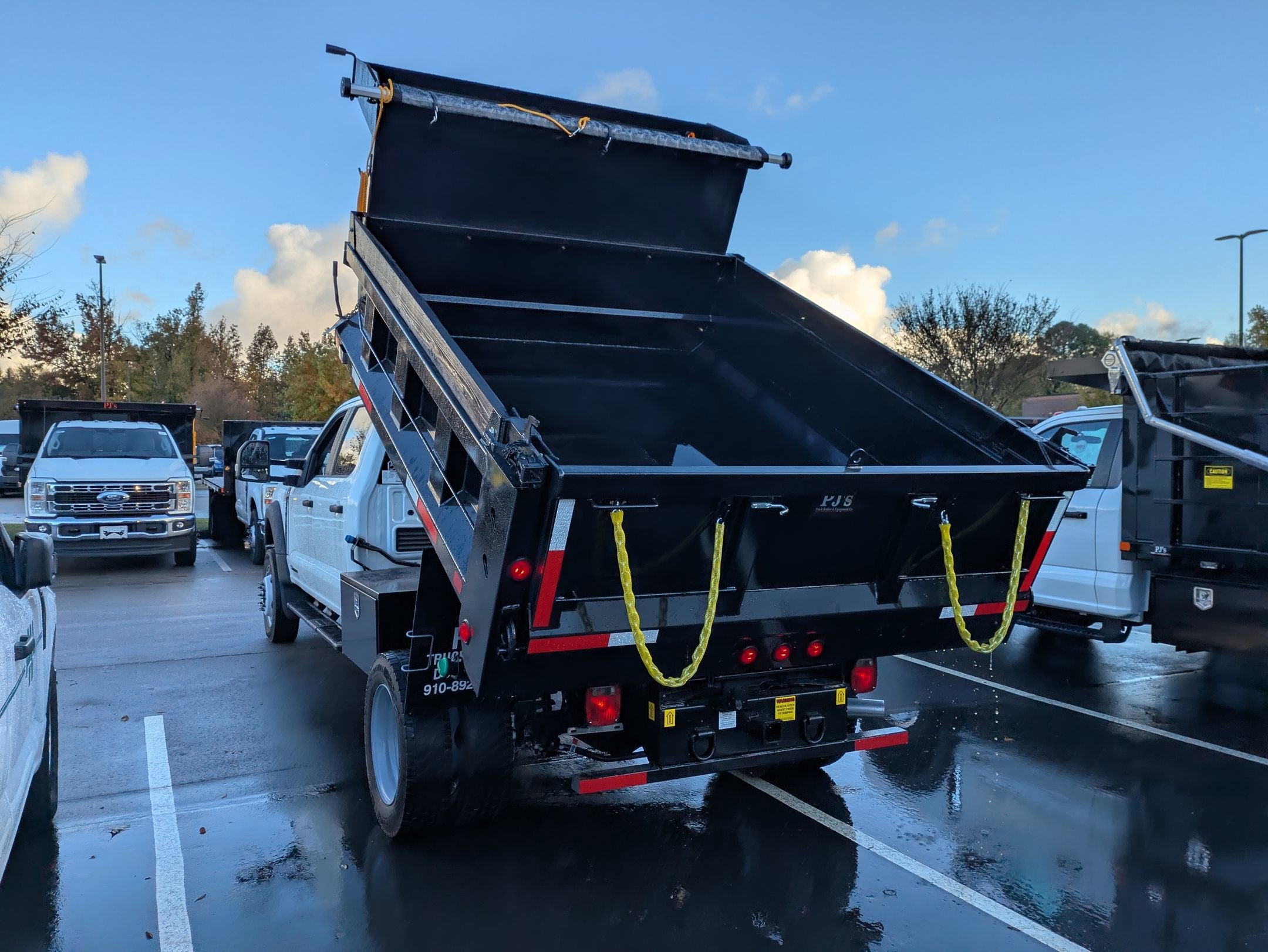 2025 Ford Super Duty F-450 DRW XL