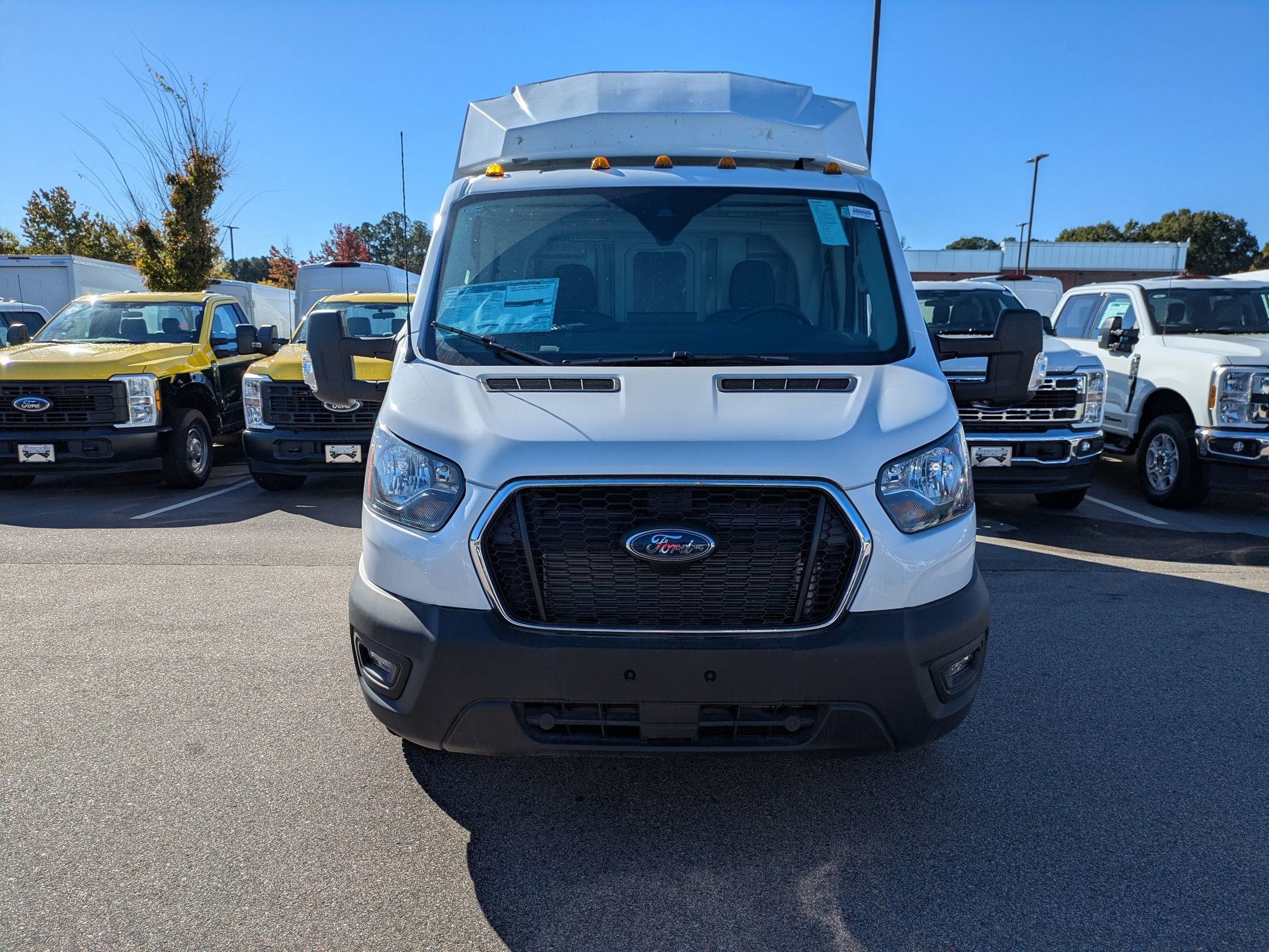 2025 Ford Transit Cutaway Base