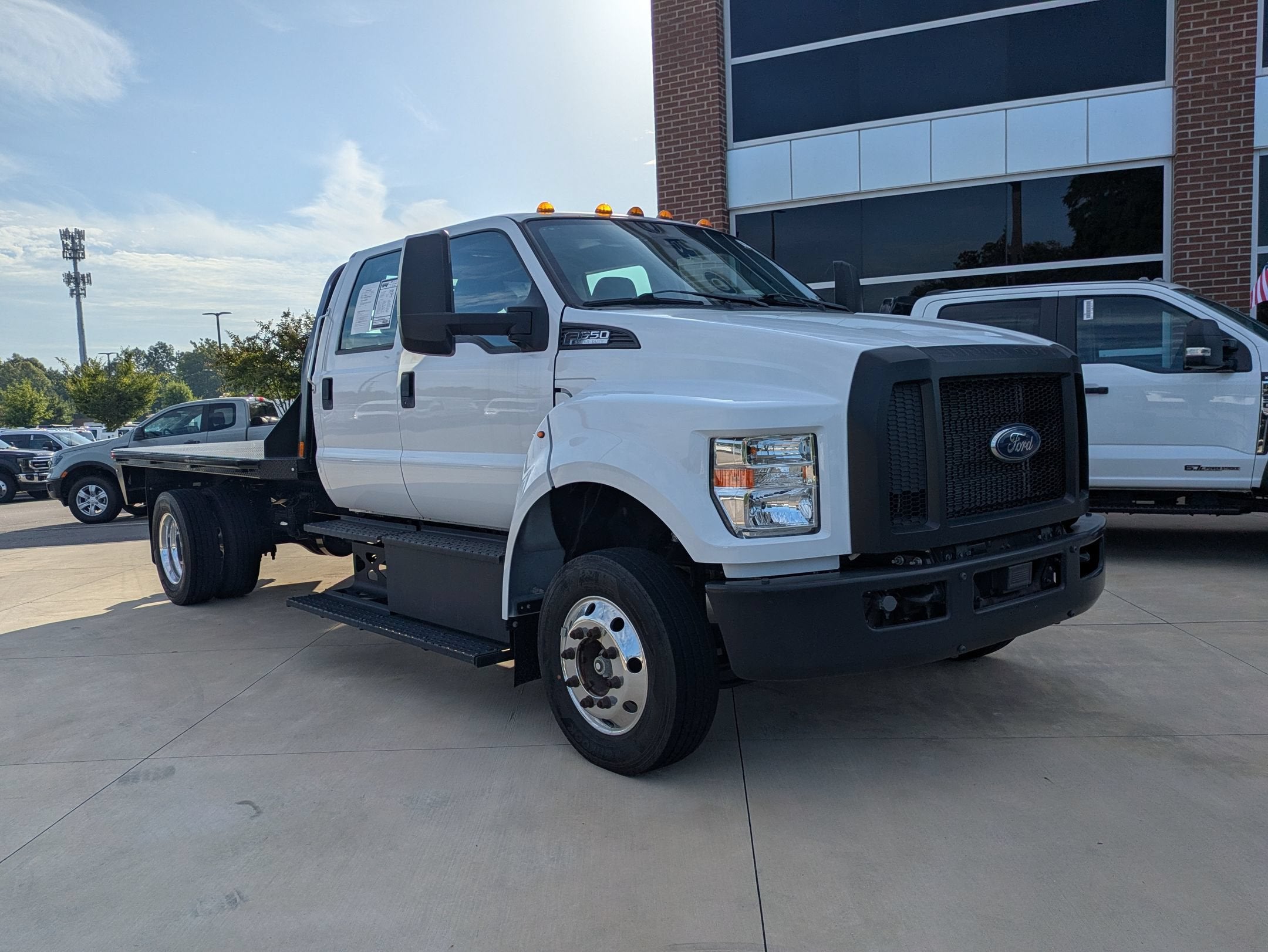2021 Ford F-650SD Base