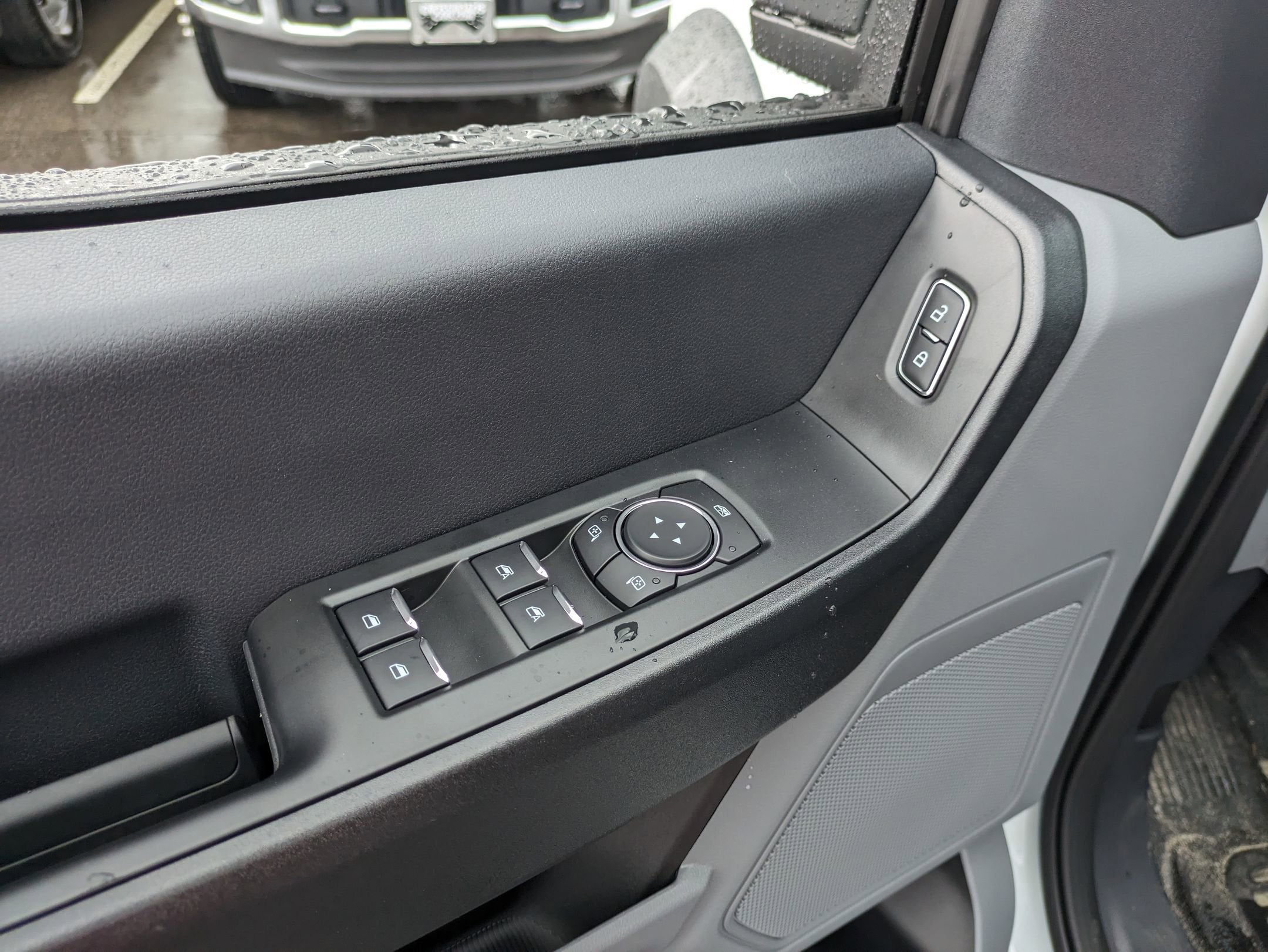 2025 Ford Super Duty F-550 DRW XL