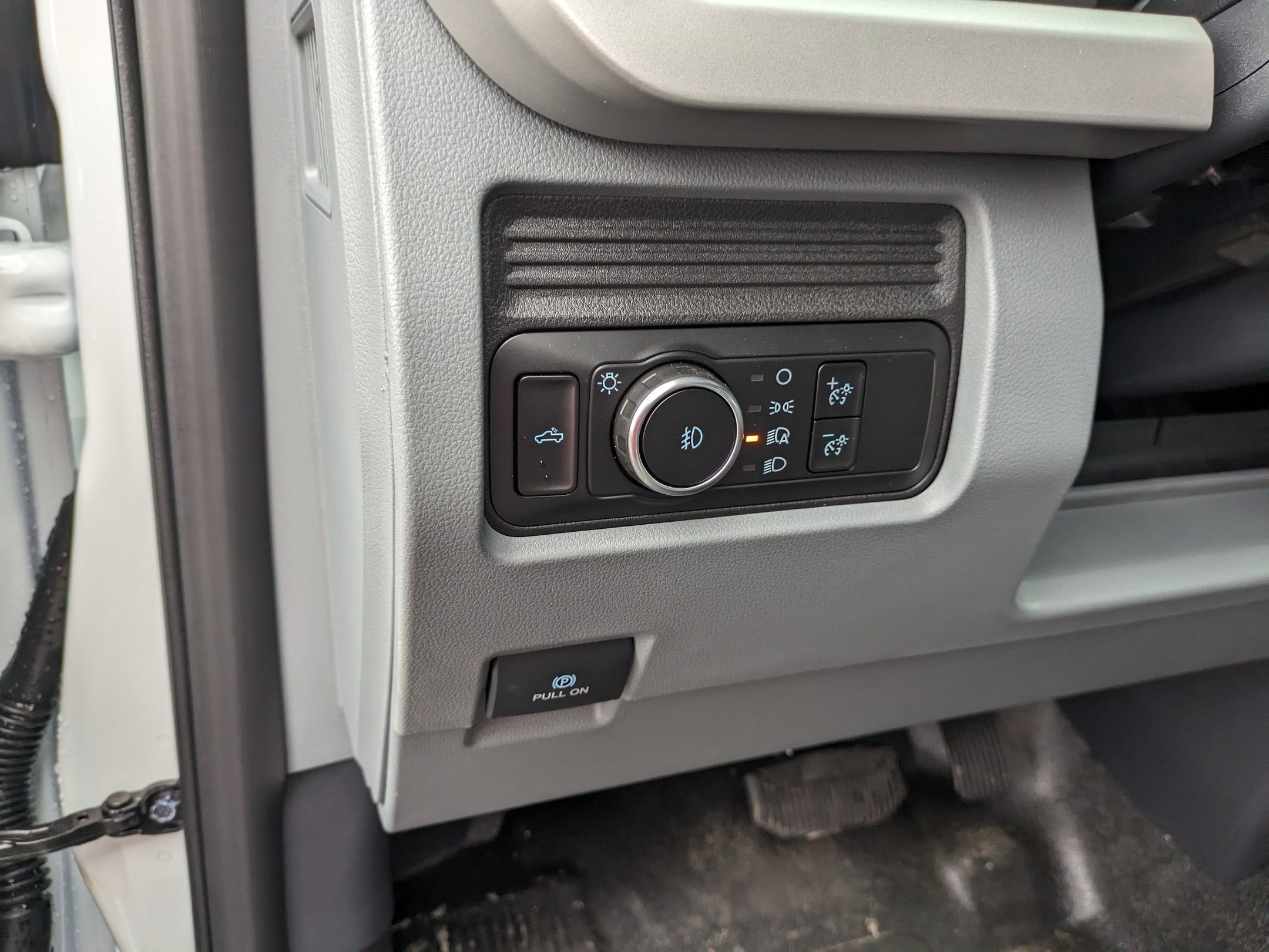 2025 Ford Super Duty F-550 DRW XL