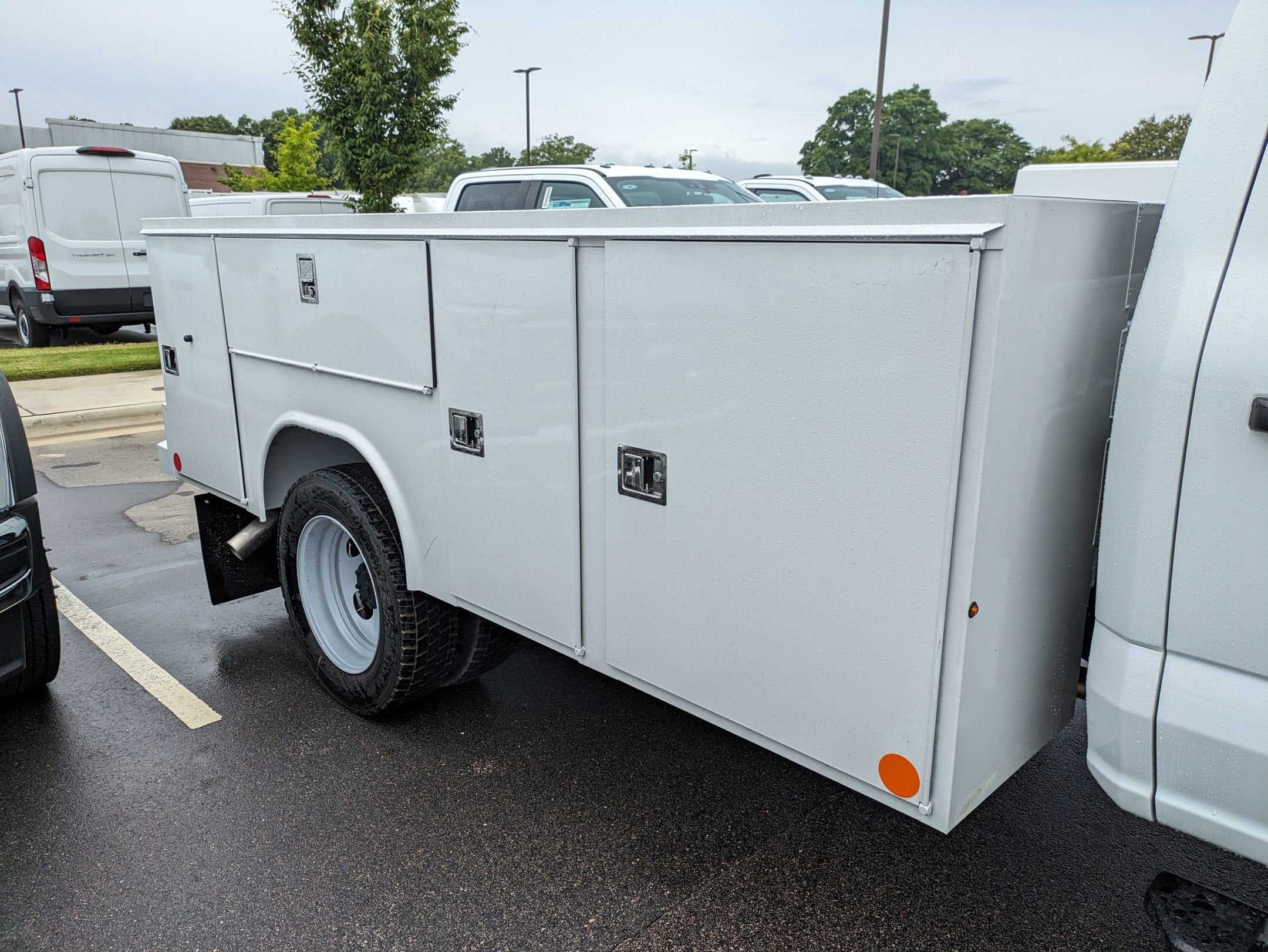 2025 Ford Super Duty F-550 DRW XL