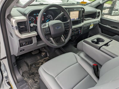 2025 Ford Super Duty F-550 DRW XL