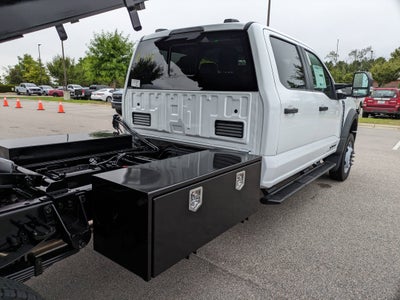 2025 Ford Super Duty F-550 DRW XL