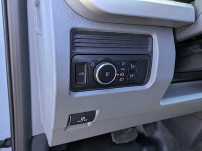 2026 Ford Super Duty F-550 DRW XL