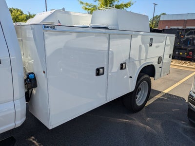 2026 Ford Super Duty F-550 DRW XL