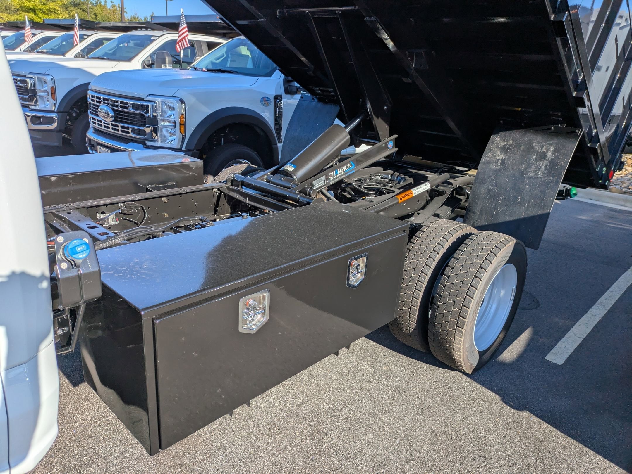 2025 Ford Super Duty F-550 DRW XL