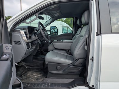 2026 Ford Super Duty F-550 DRW XL