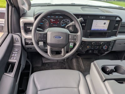 2026 Ford Super Duty F-550 DRW XL