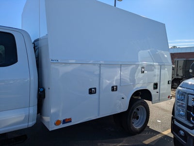 2026 Ford Super Duty F-550 DRW XL