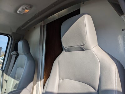 2021 Ford E-Series Cutaway Base