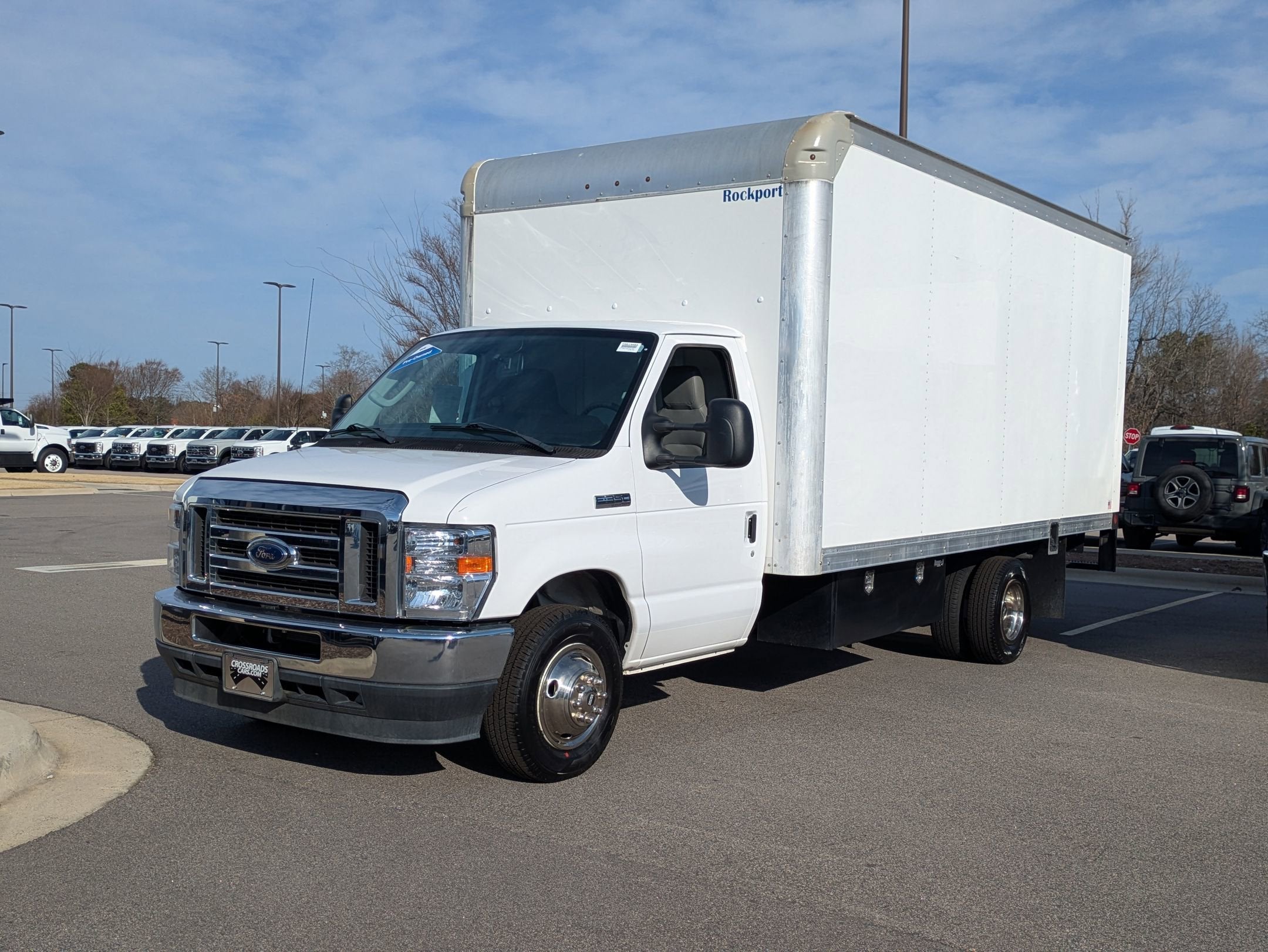 2021 Ford E-Series Cutaway Base
