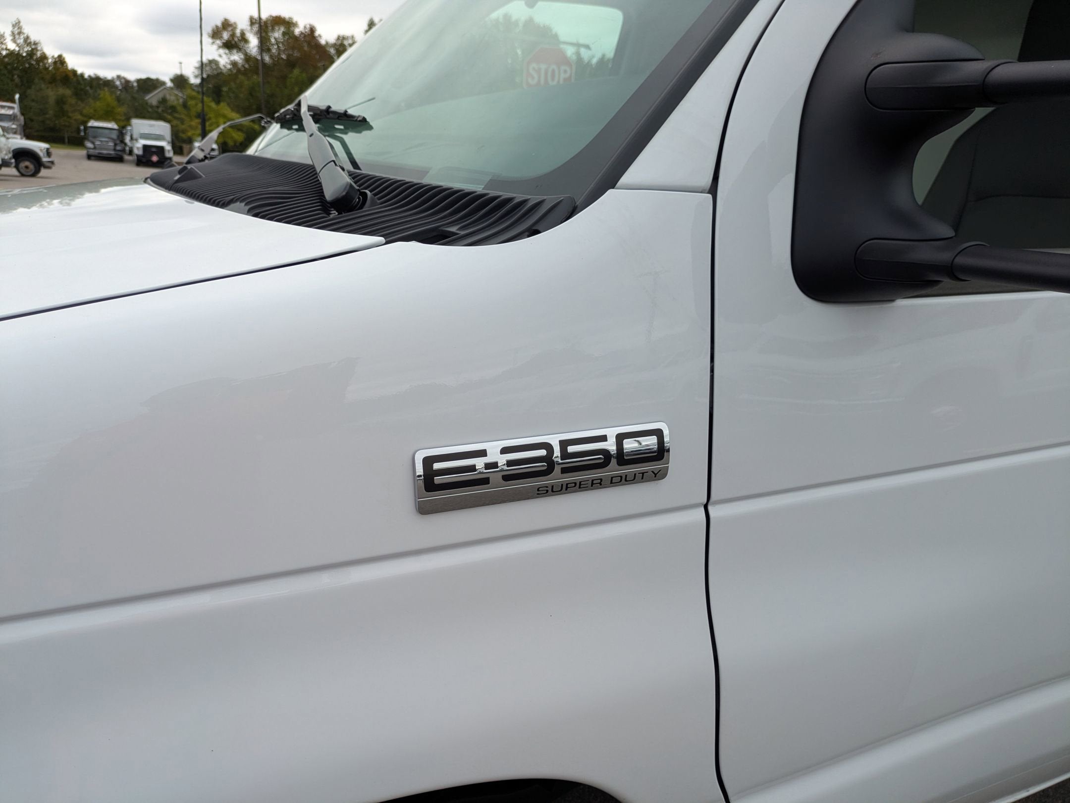 2026 Ford E-Series Cutaway E-350 DRW 158" WB