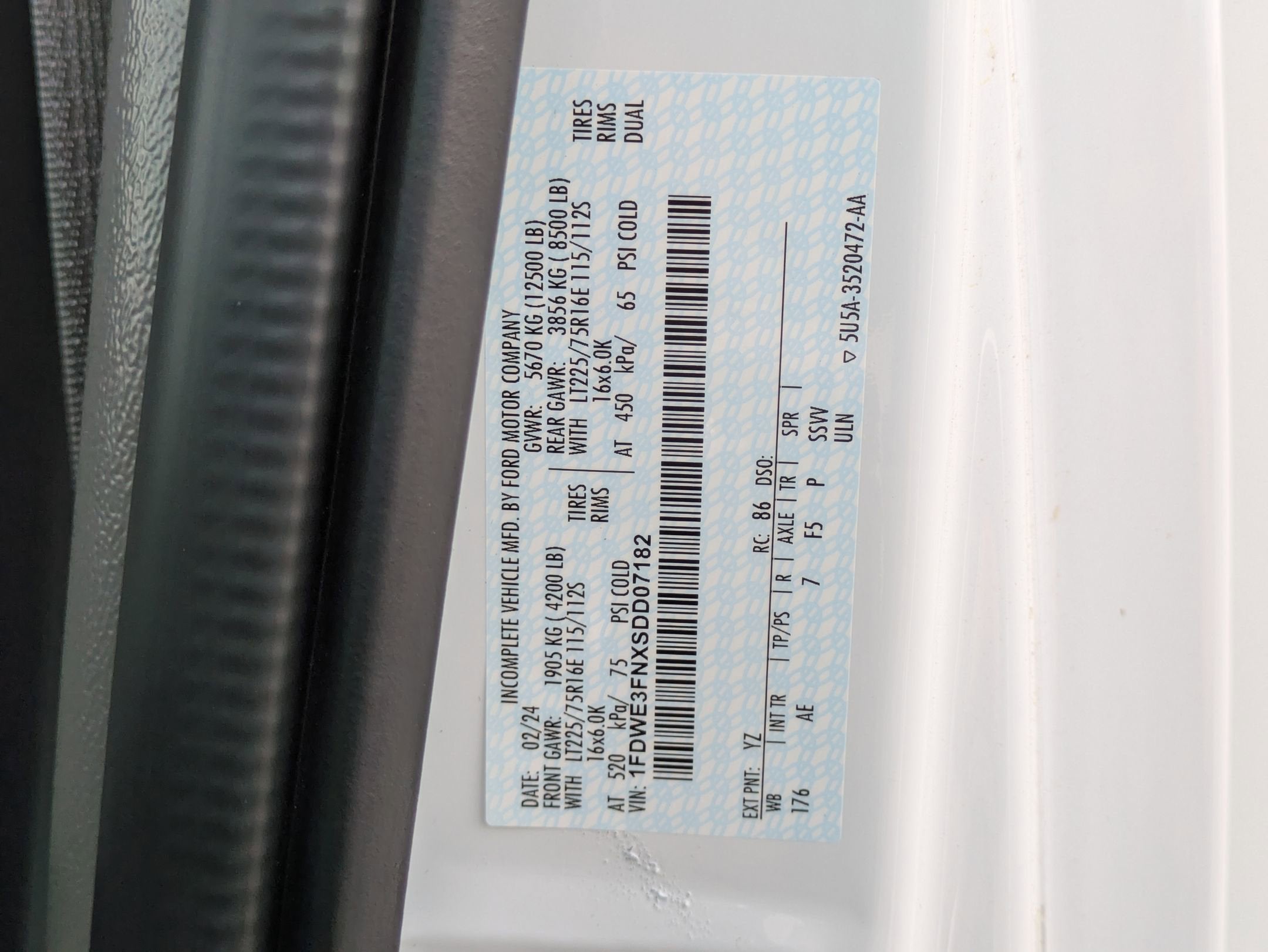 2025 Ford E-Series Cutaway E-350 SRW 138" WB