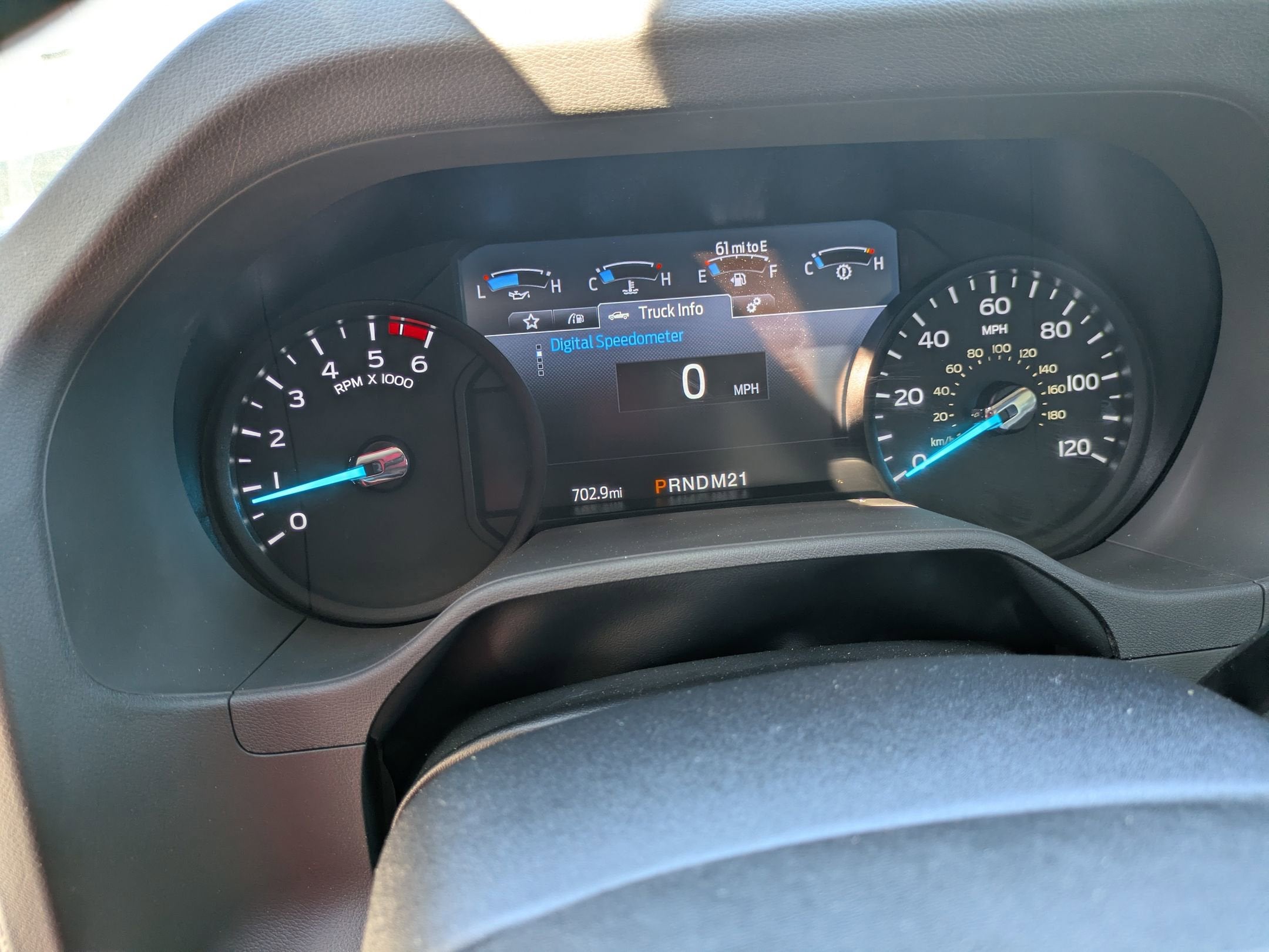 2027 Ford E-Series Cutaway Base