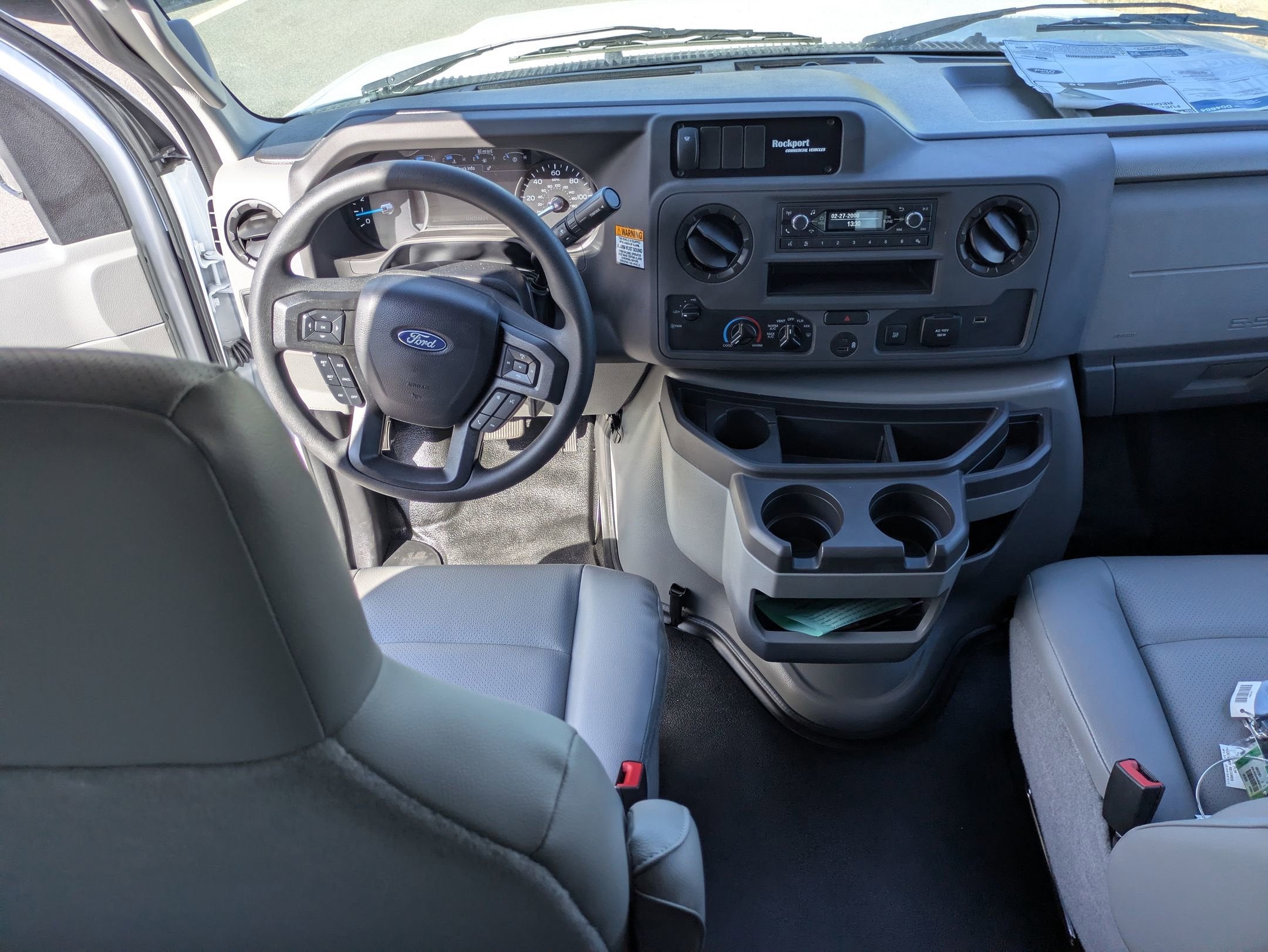 2027 Ford E-Series Cutaway Base