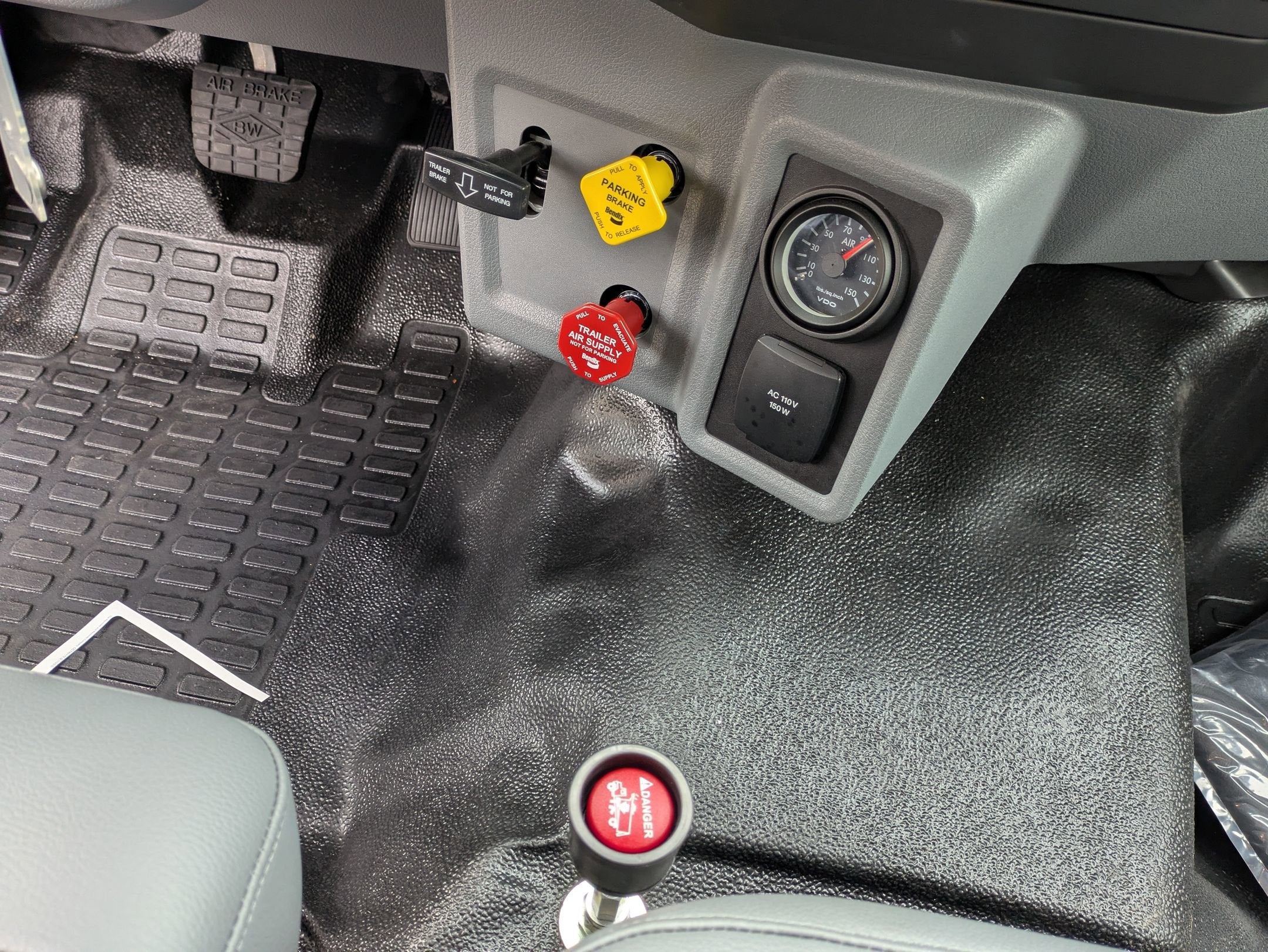 2026 Ford F-750SD Base