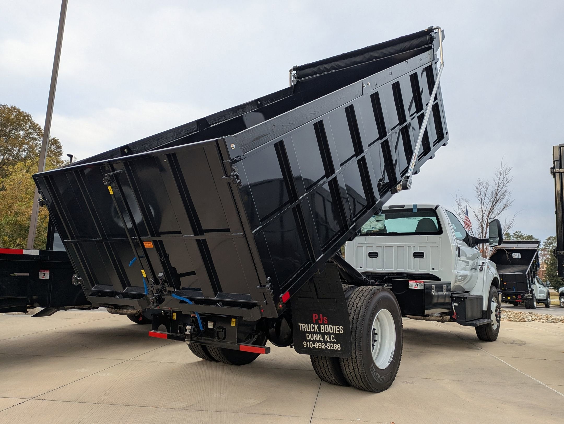 2026 Ford F-750SD Base