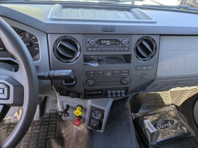 2027 Ford F-750SD Base