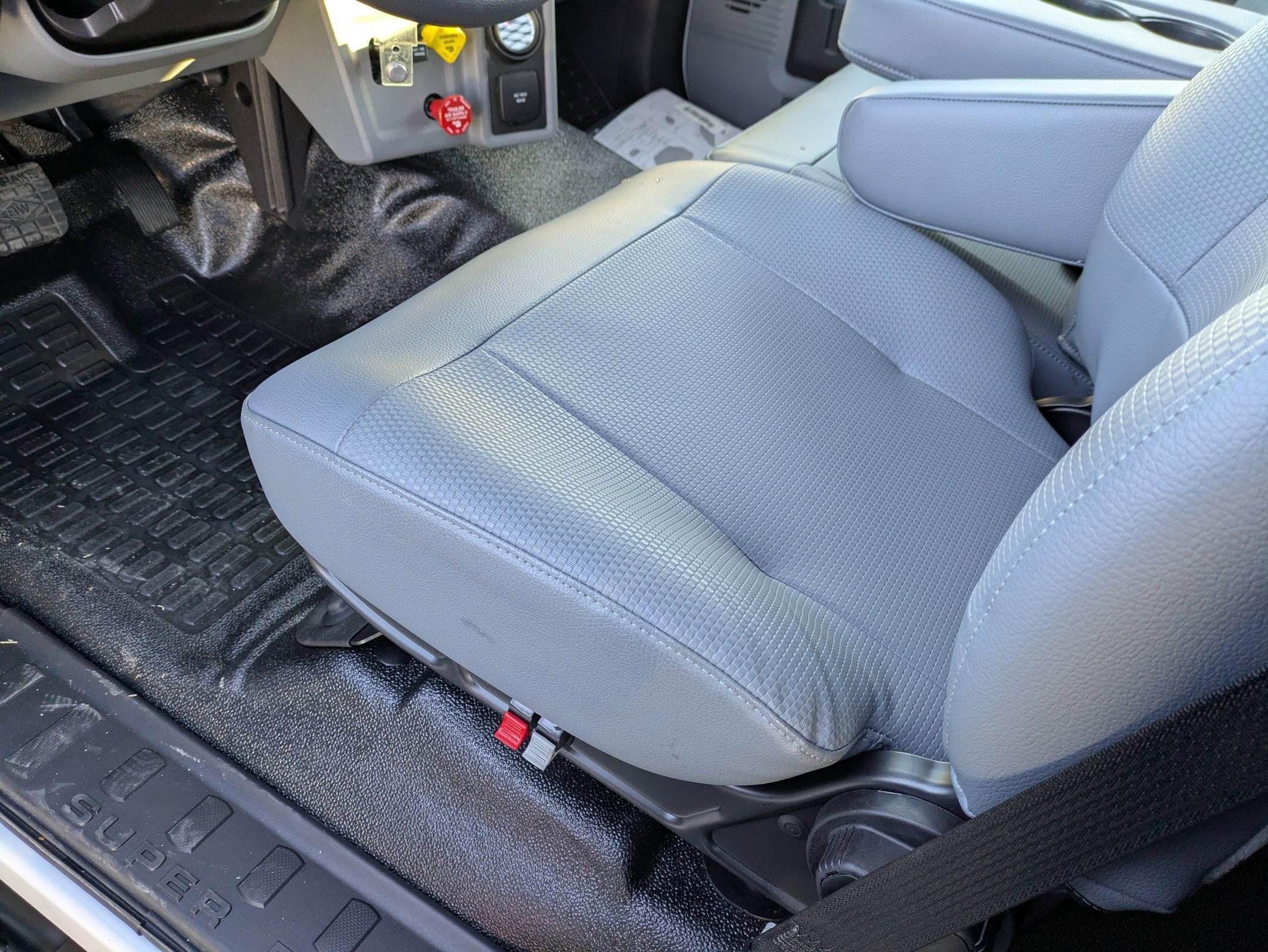 2026 Ford F-750SD Base