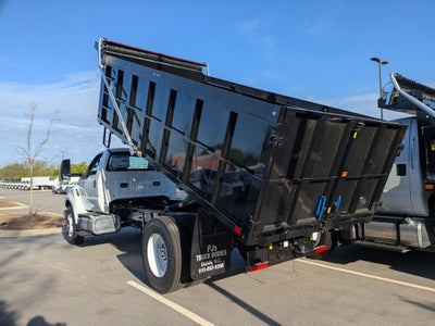 2027 Ford F-750SD Base
