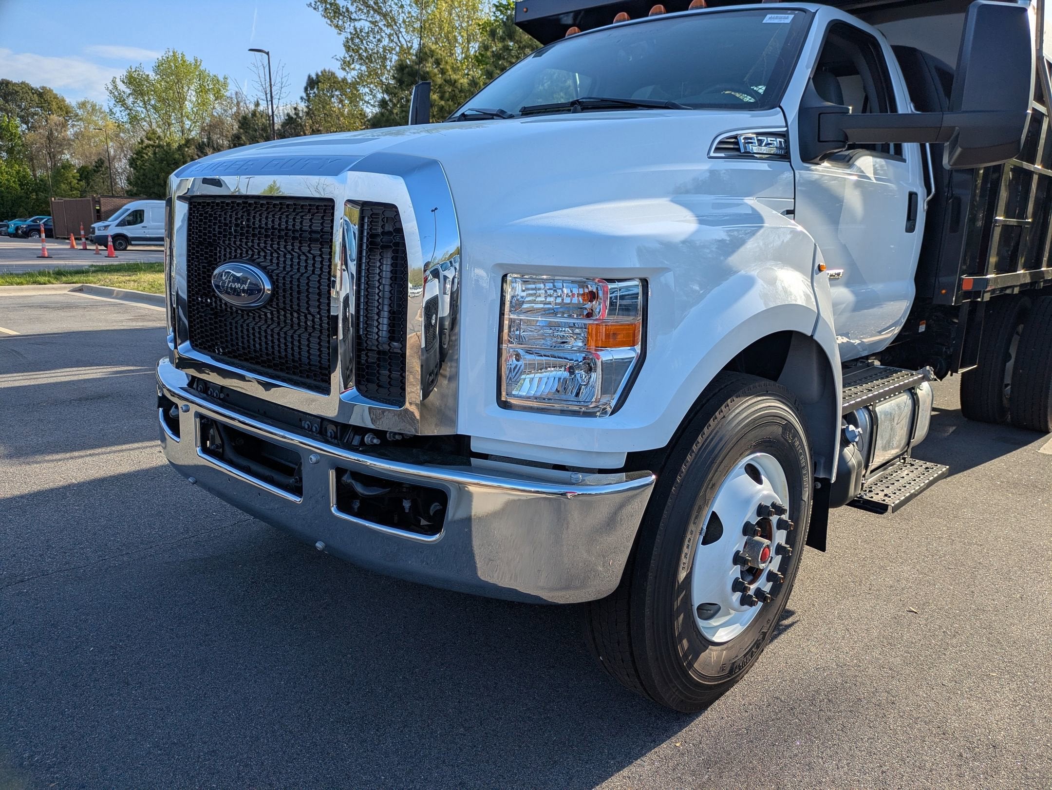 2027 Ford F-750SD Base