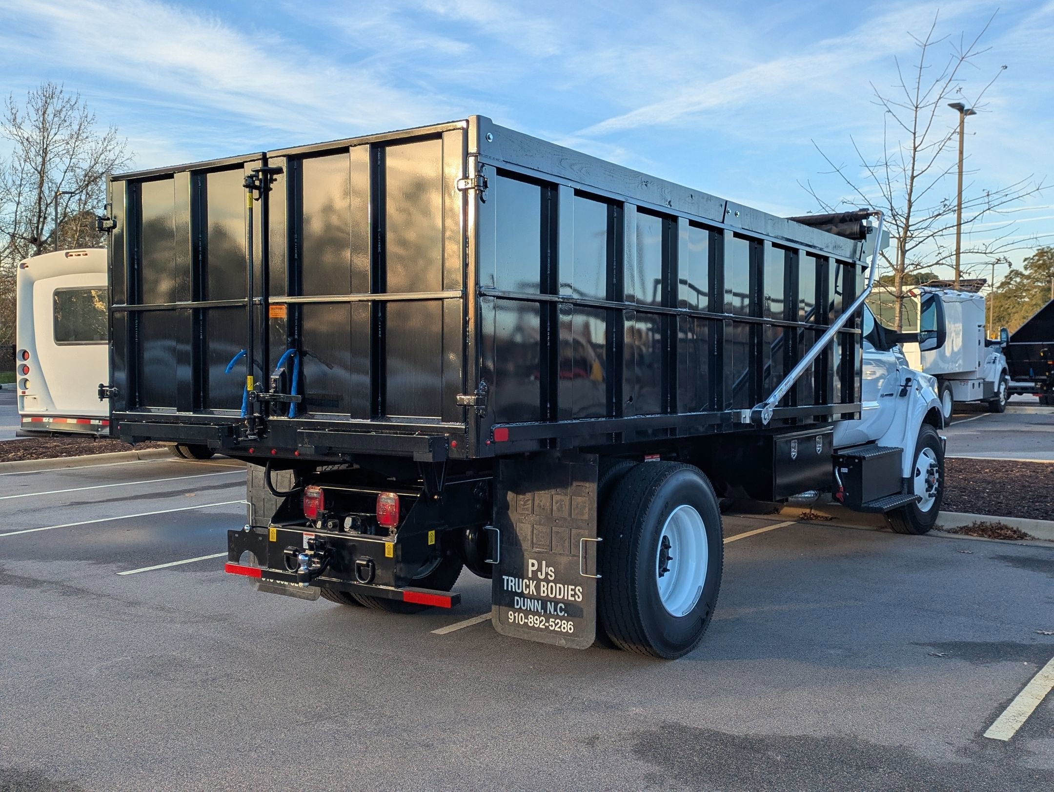 2026 Ford F-750SD Base