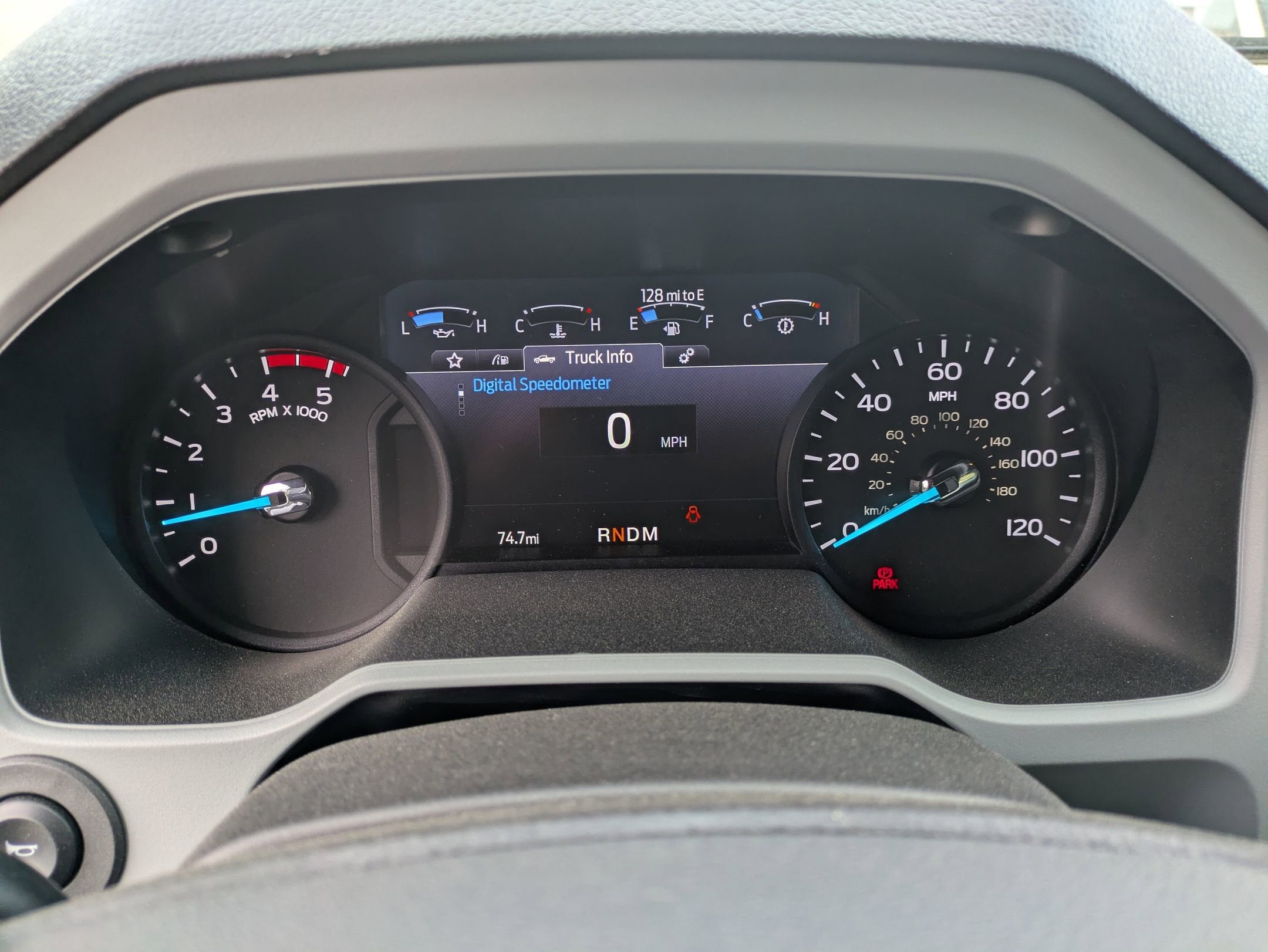 2027 Ford F-750SD Base