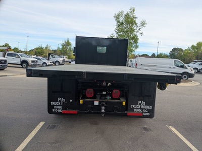 2027 Ford F-750SD Base