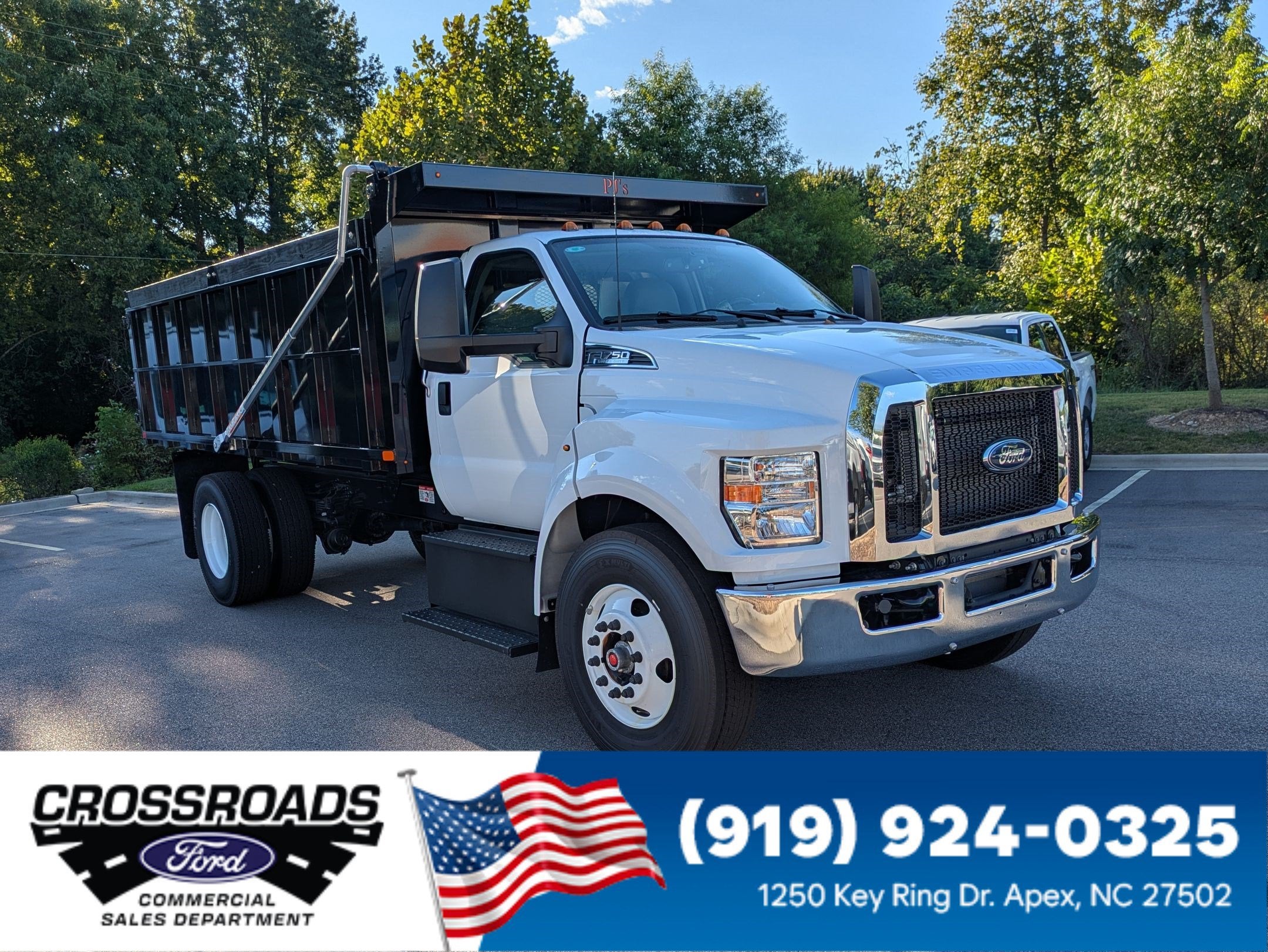 2027 Ford F-750SD Base