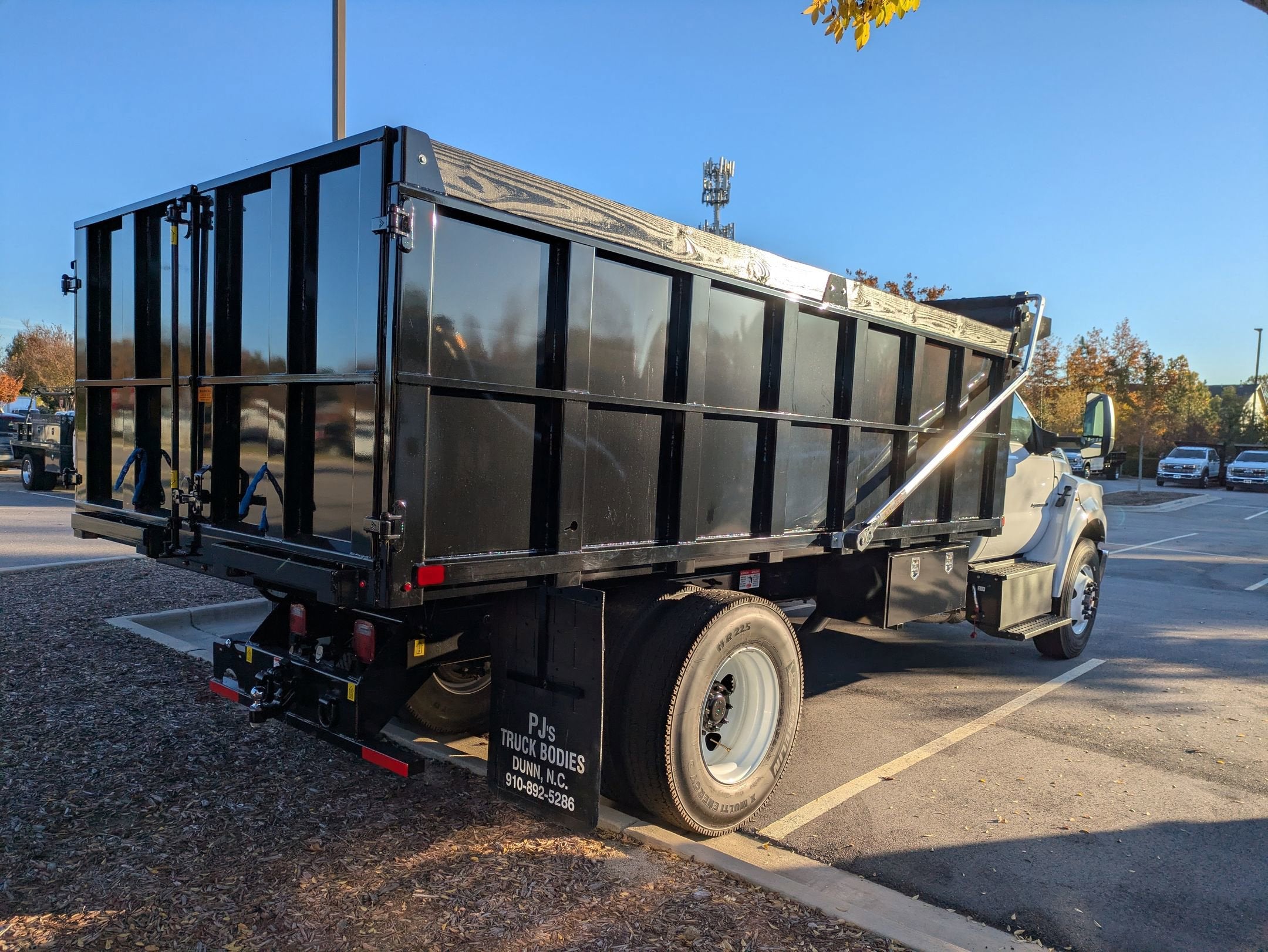 2026 Ford F-750SD Base