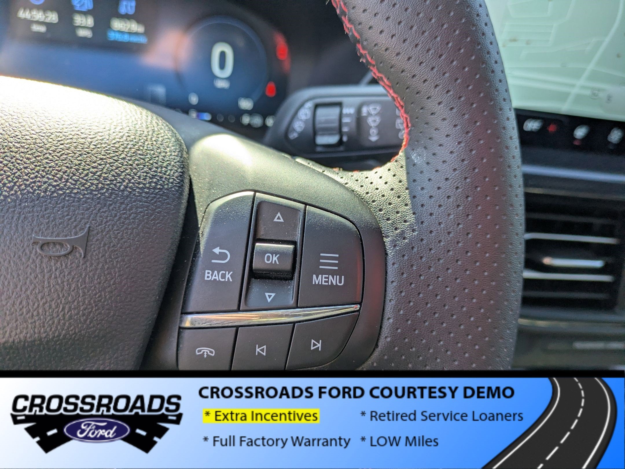 2025 Ford Escape ST-Line Elite - Crossroads Courtesy Demo