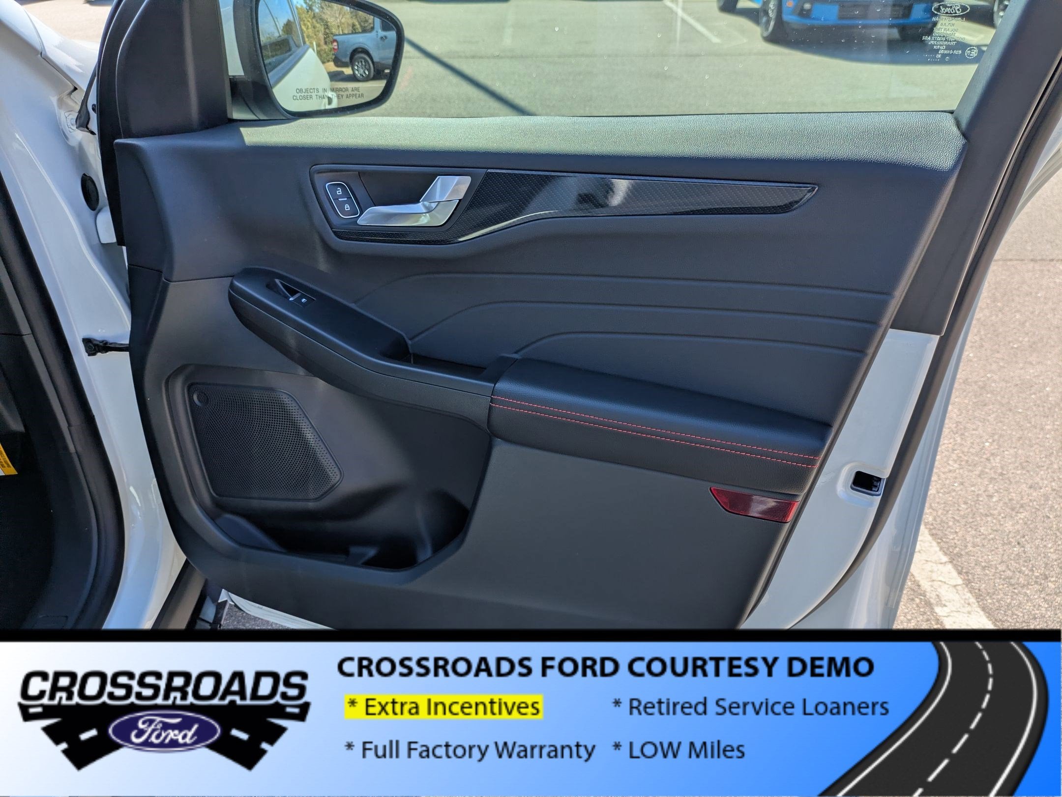 2025 Ford Escape ST-Line Elite - Crossroads Courtesy Demo