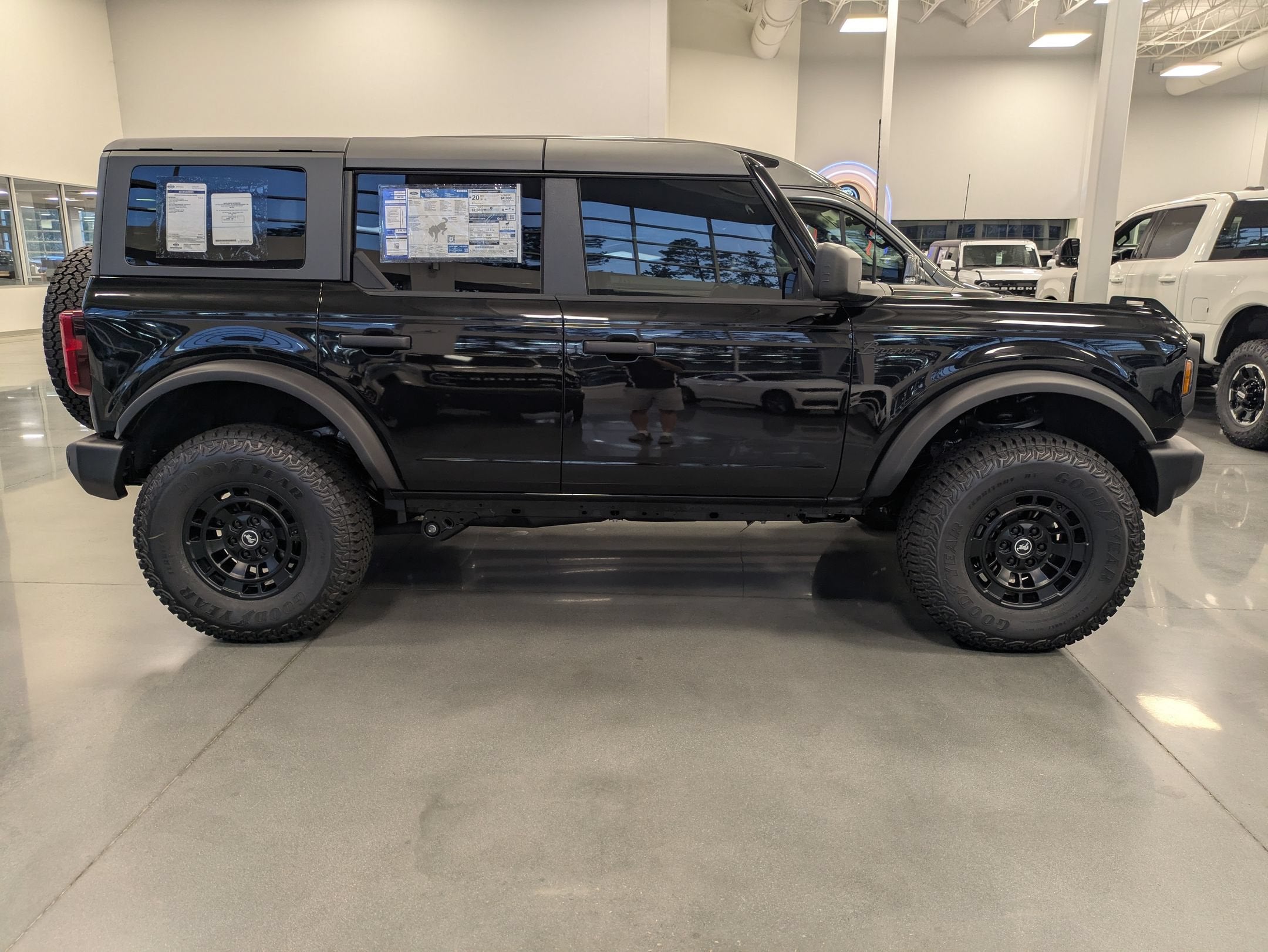 2026 Ford Bronco Big Bend Matte Black Accessory Package