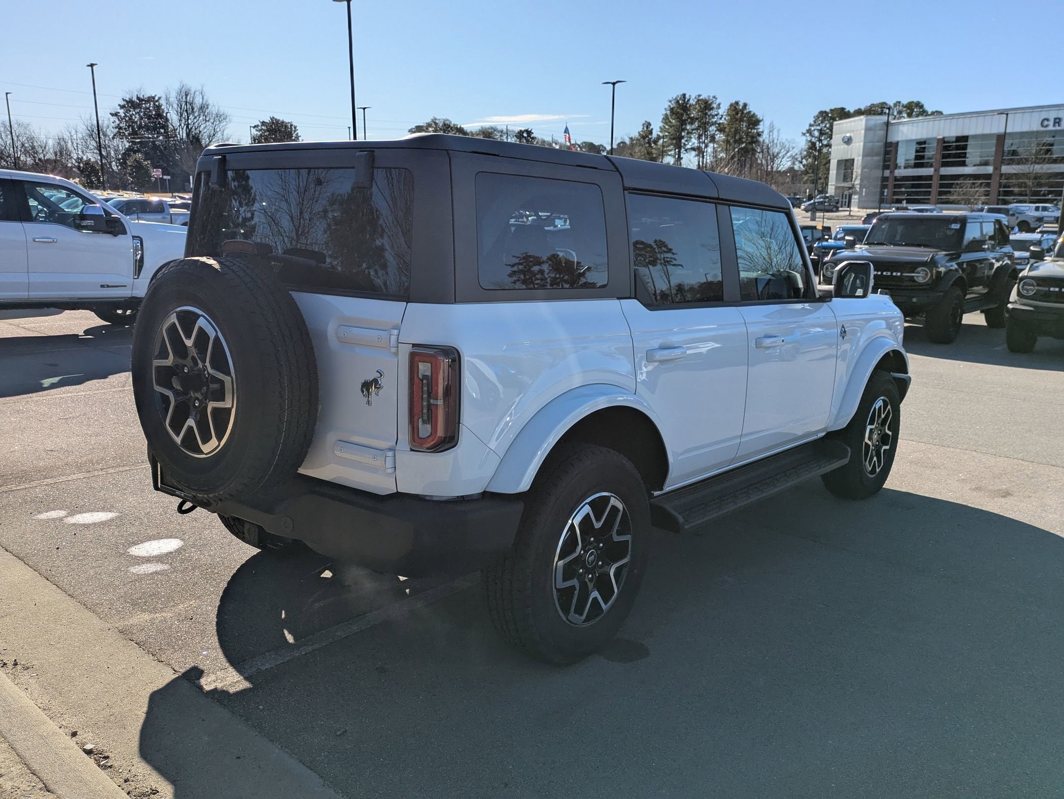 2025 Ford Bronco Outer Banks
