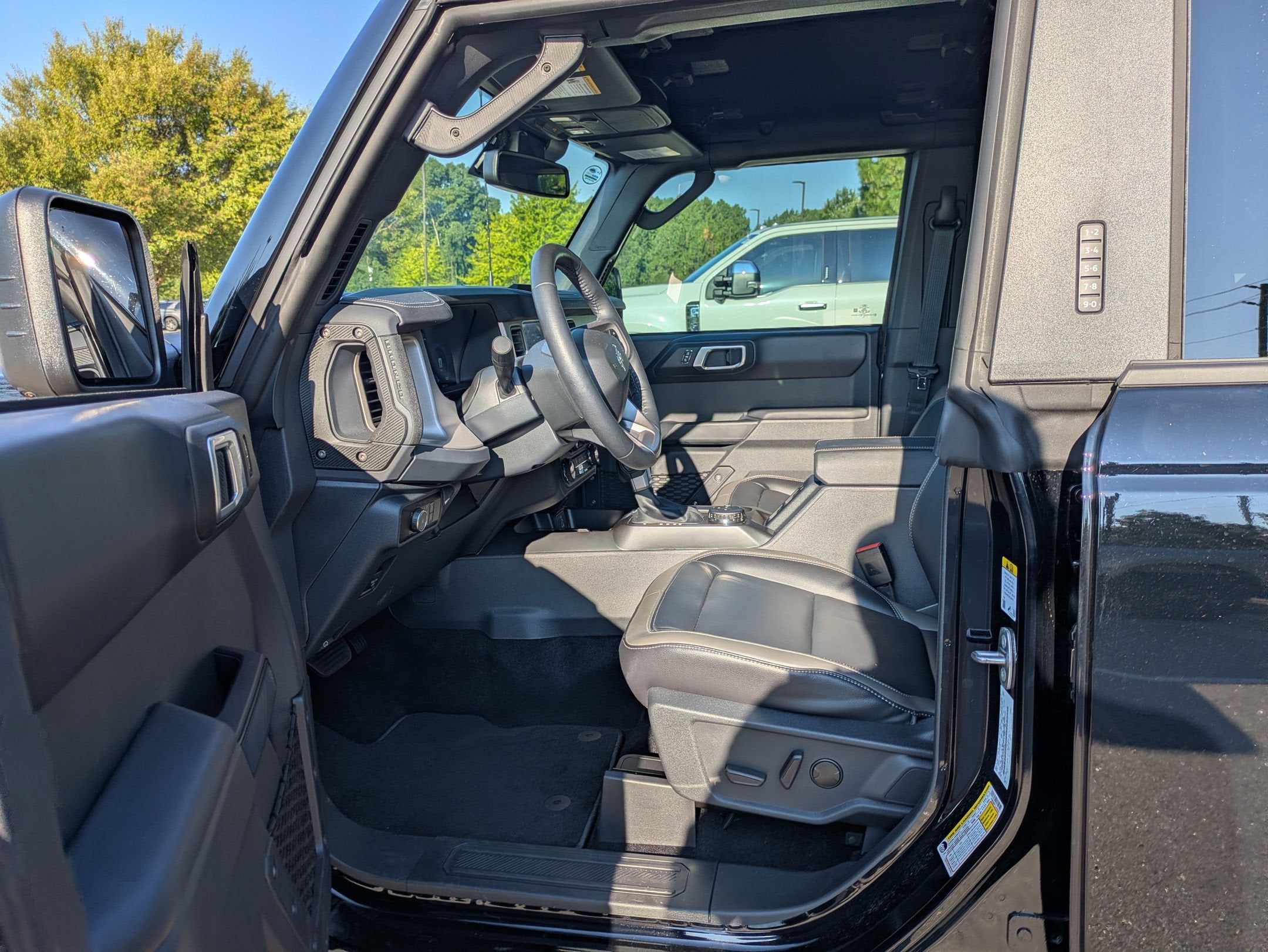 2026 Ford Bronco Outer Banks - Crossroads Courtesy Demo