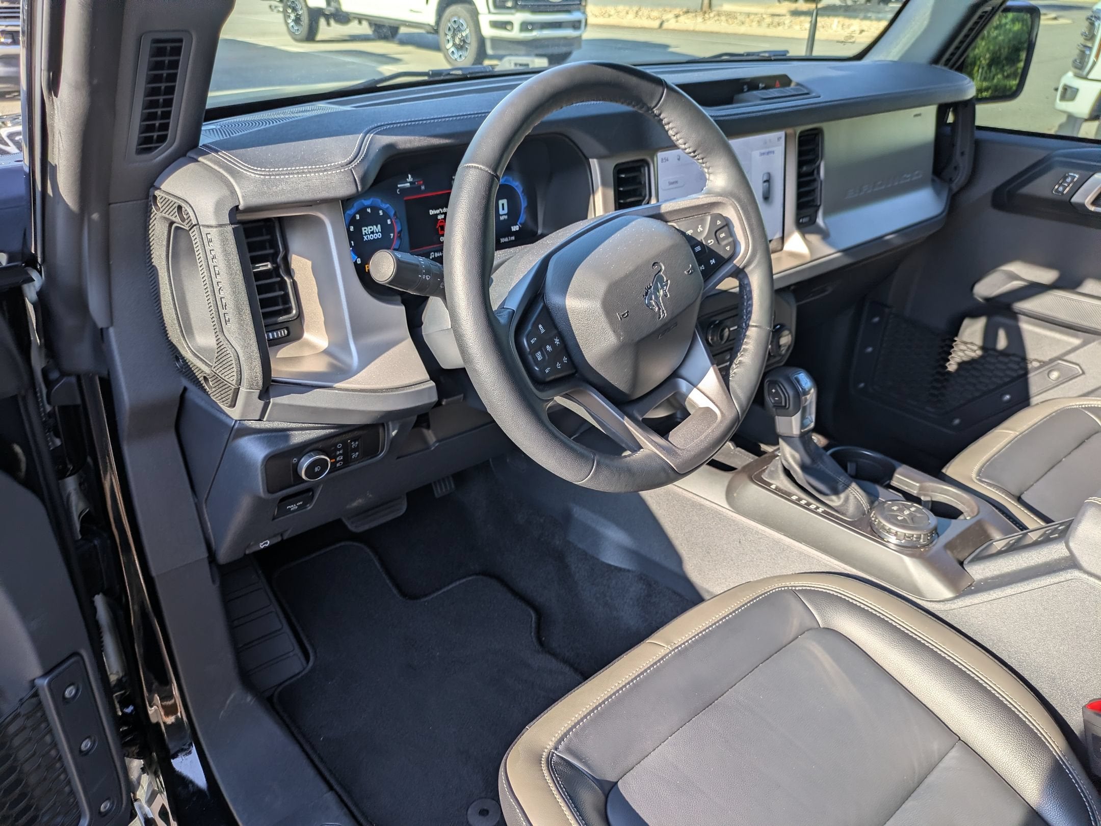2026 Ford Bronco Outer Banks - Crossroads Courtesy Demo