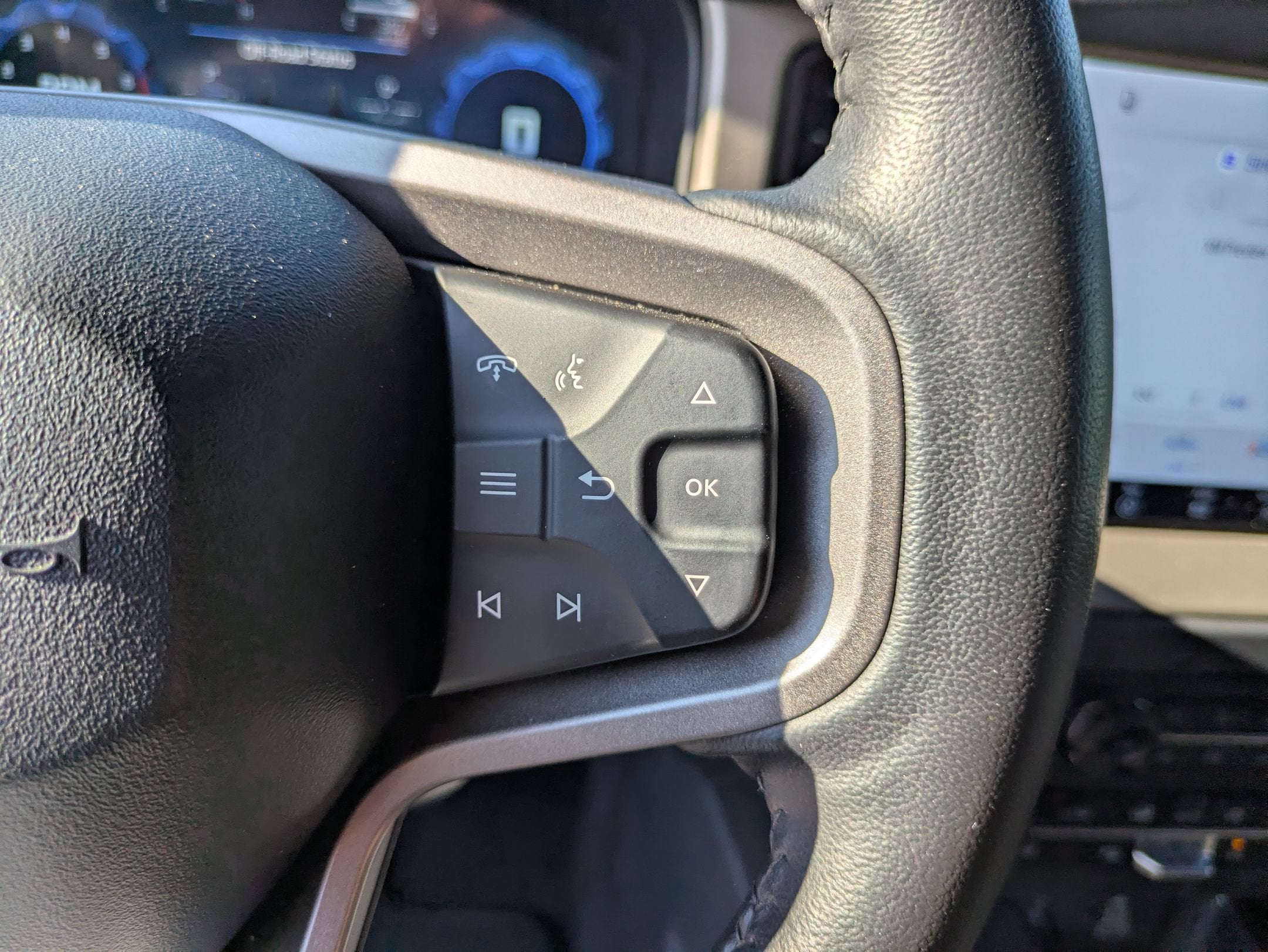 2026 Ford Bronco Outer Banks - Crossroads Courtesy Demo